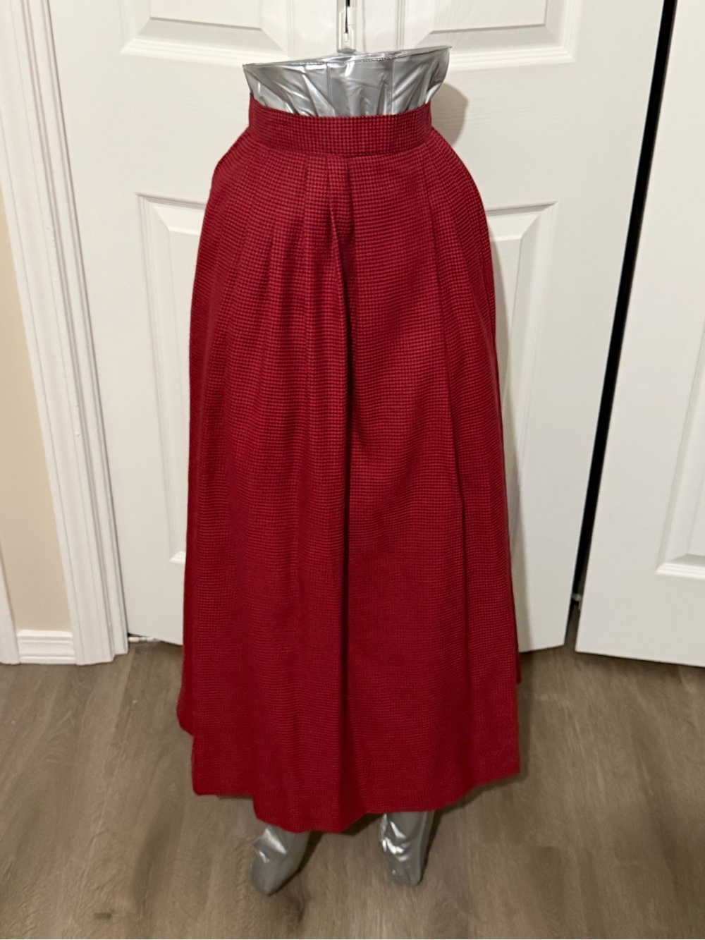 Vintage Red Women's Midi Skirt - Classic A-Line 16